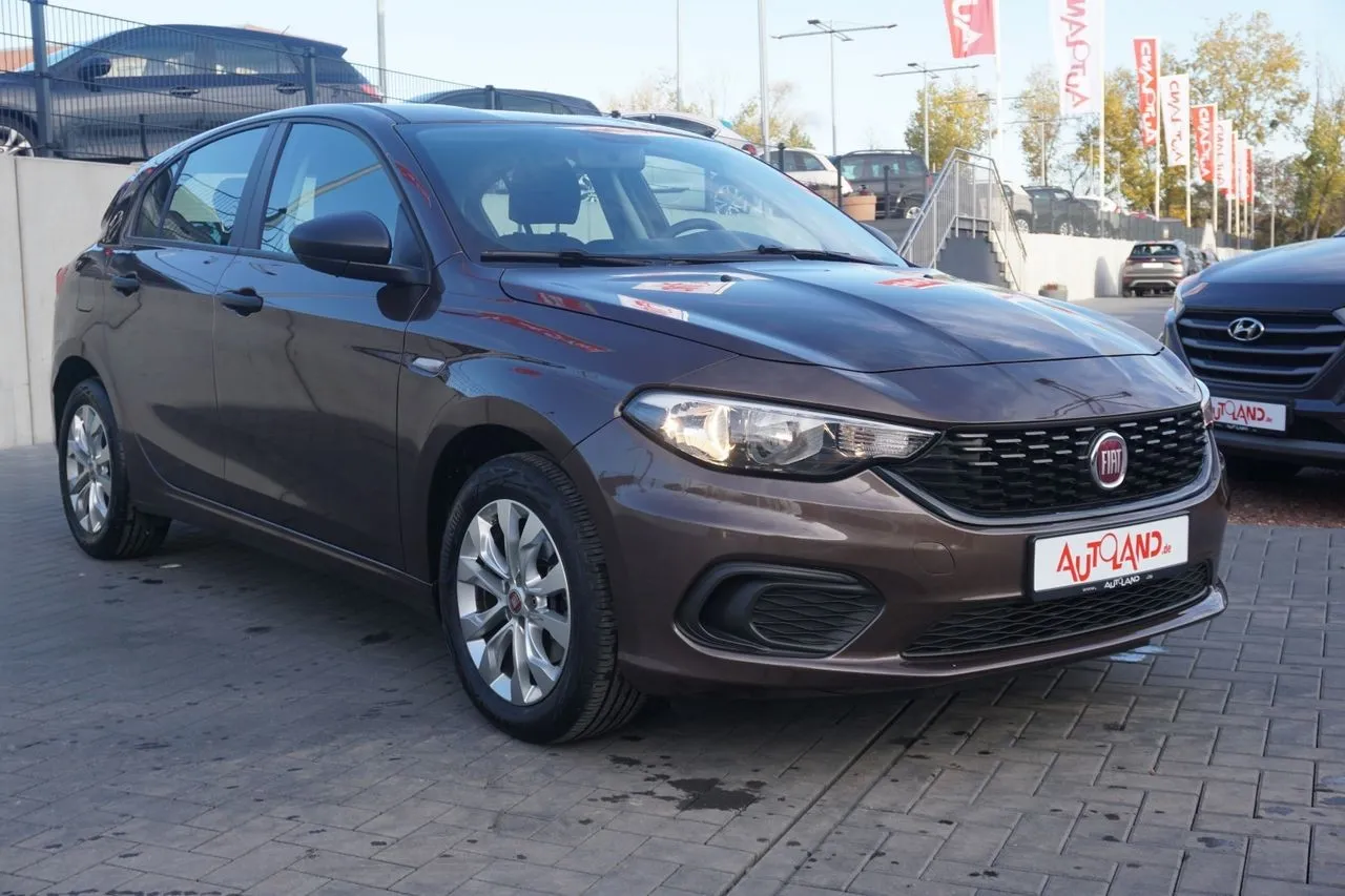 Fiat Tipo Hatchback 1.4 16V Navi...  Image 5